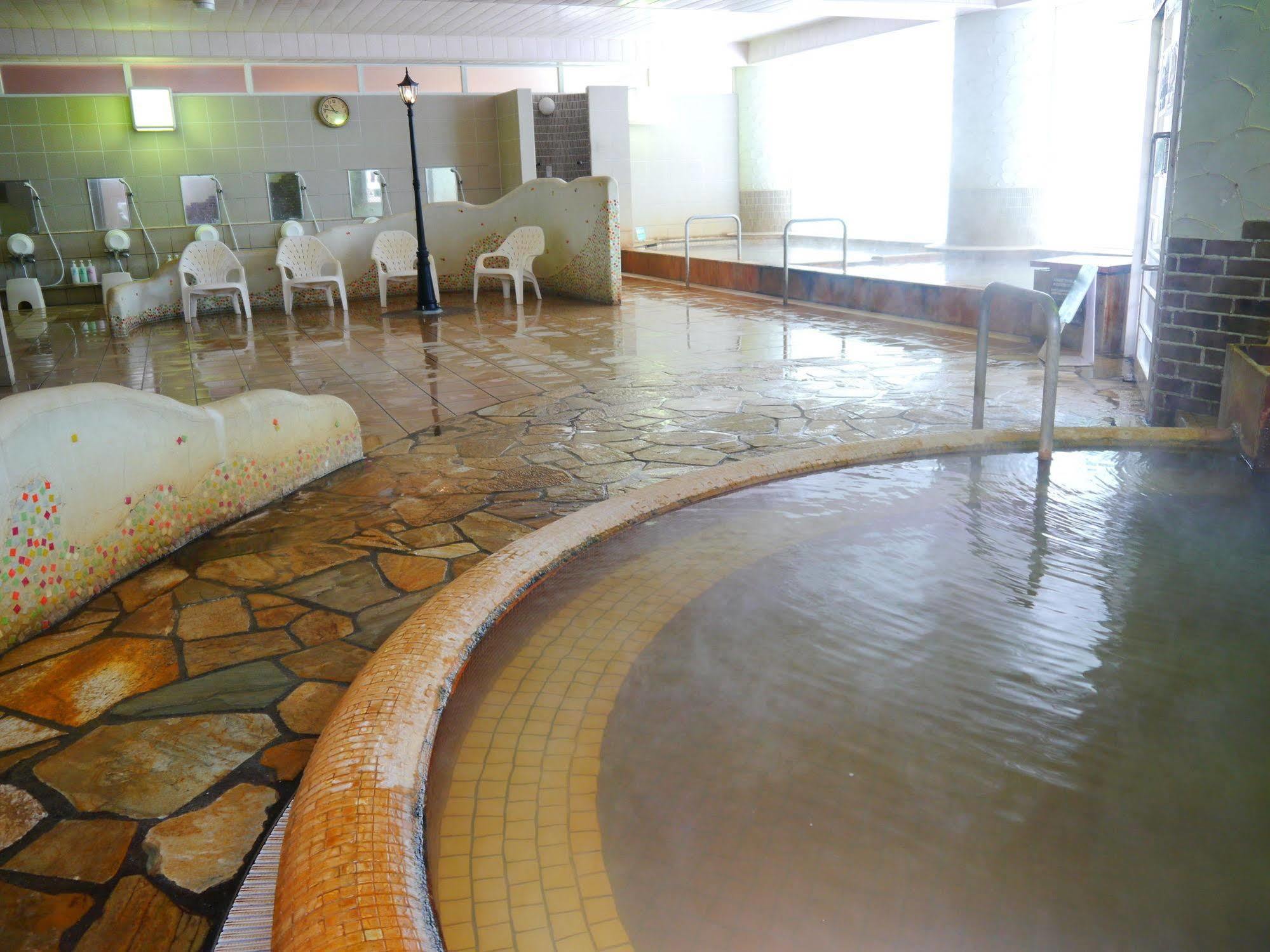 Hotel Park Hills Kamifurano Eksteriør billede